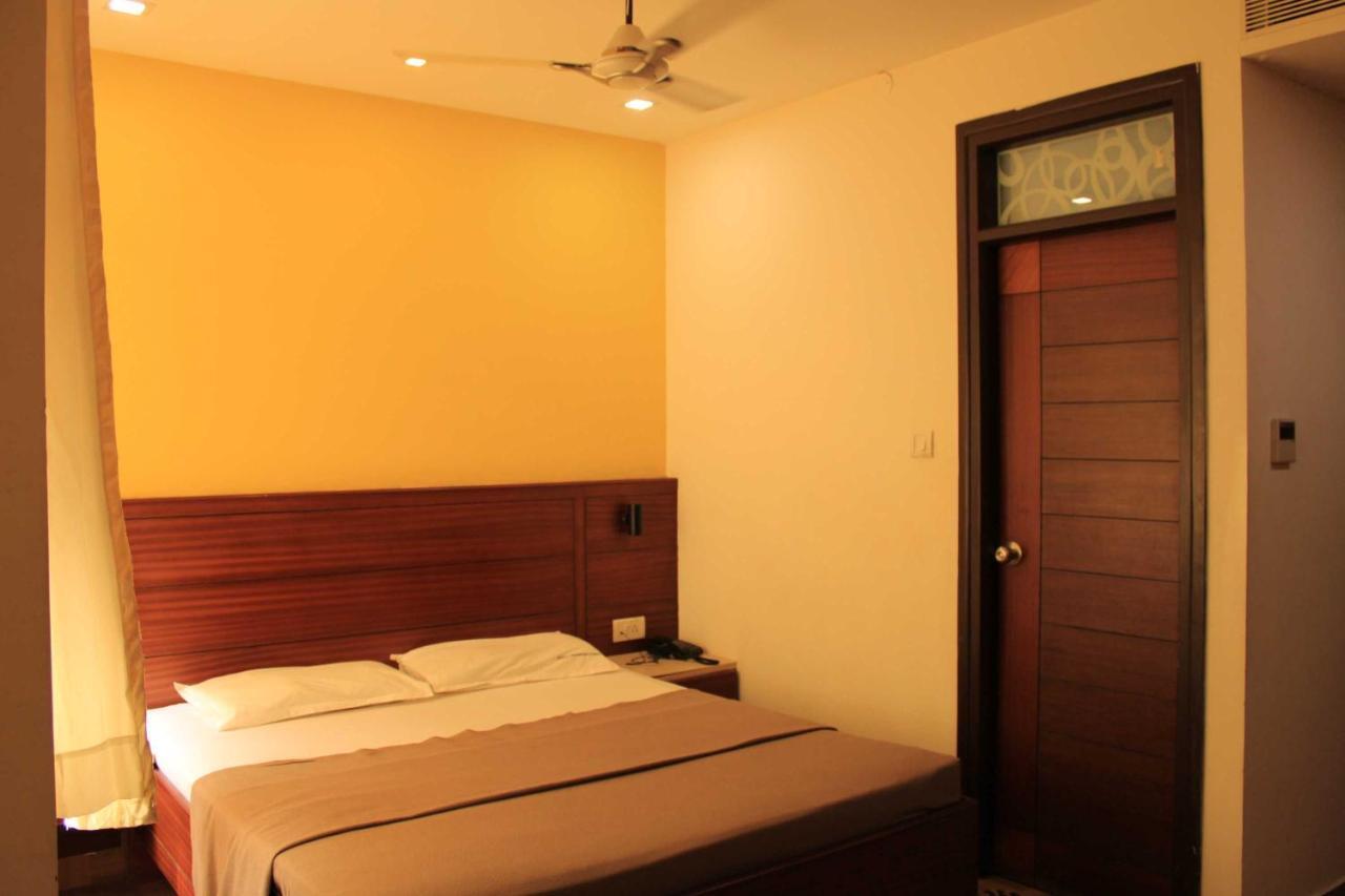 Hotel Venkadaramana Tower - Friendliness & Cleanliness Room Kumbakonam Eksteriør bilde