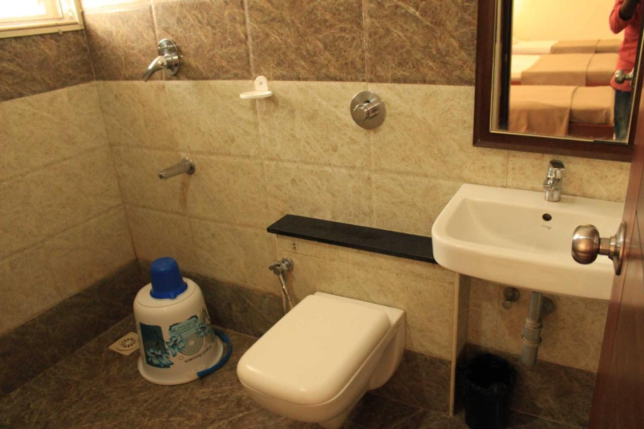 Hotel Venkadaramana Tower - Friendliness & Cleanliness Room Kumbakonam Eksteriør bilde